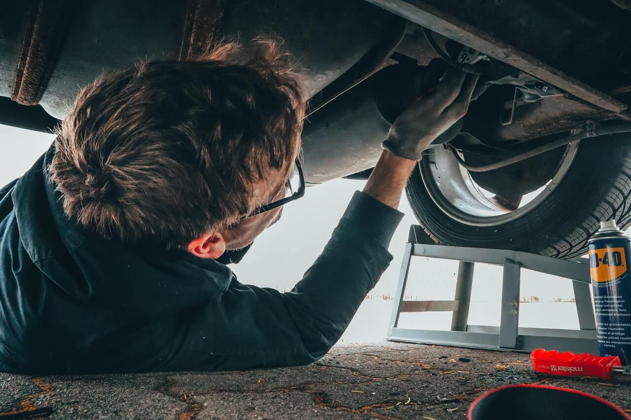 Vehicle underside suspension component inspection